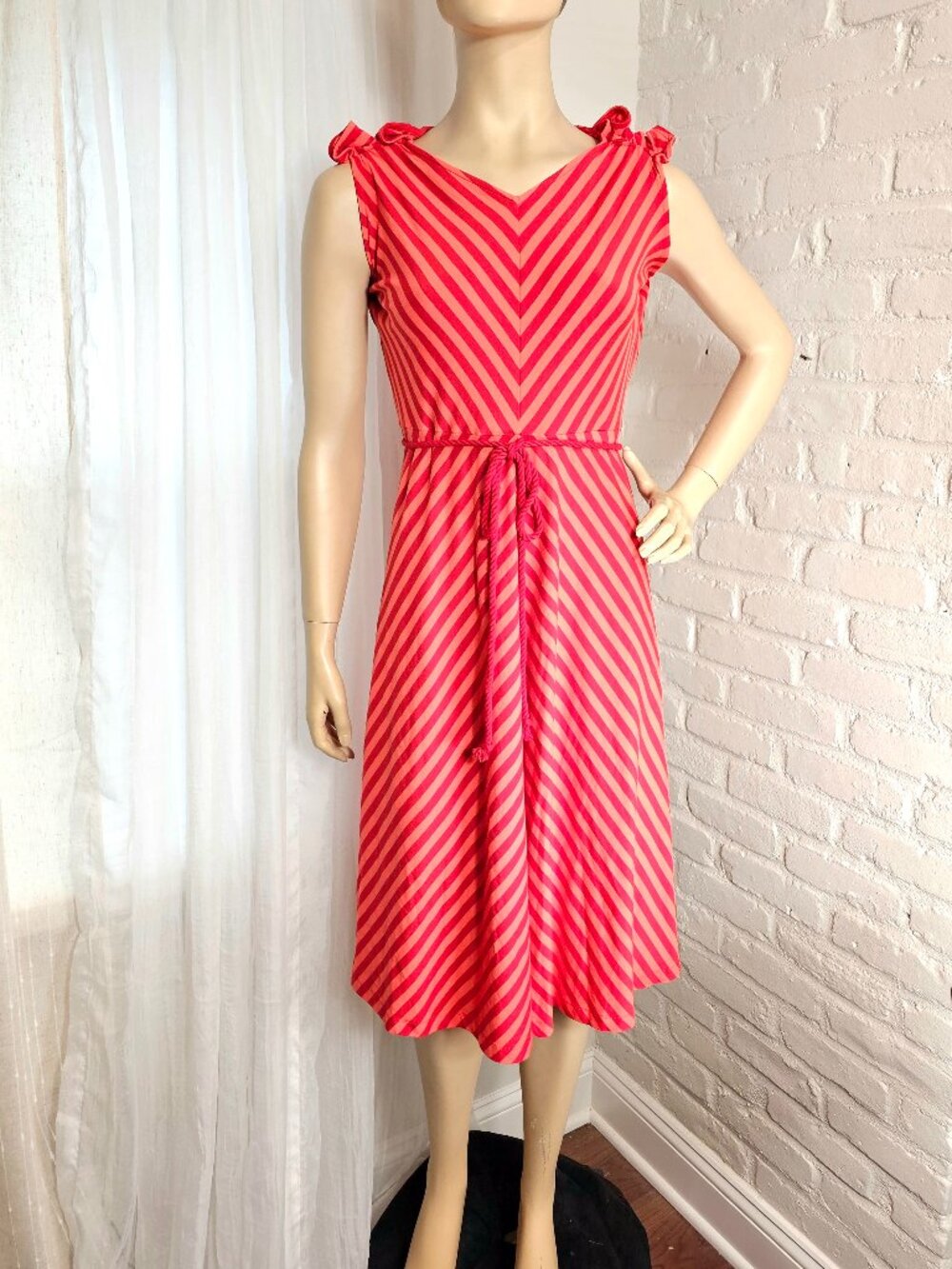 Lands’ End Coral Pink Chevron Belted Midi Dress Size 10-12